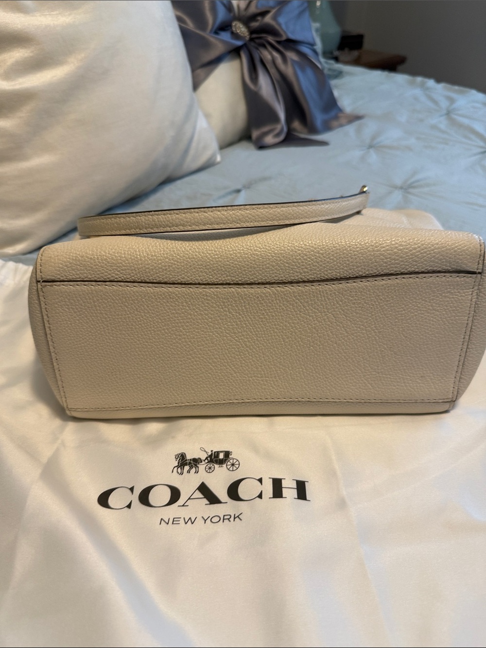 Coach Pebbled Leather Tote in Light Beige with Gold Hardware - Picture 5 of 5
